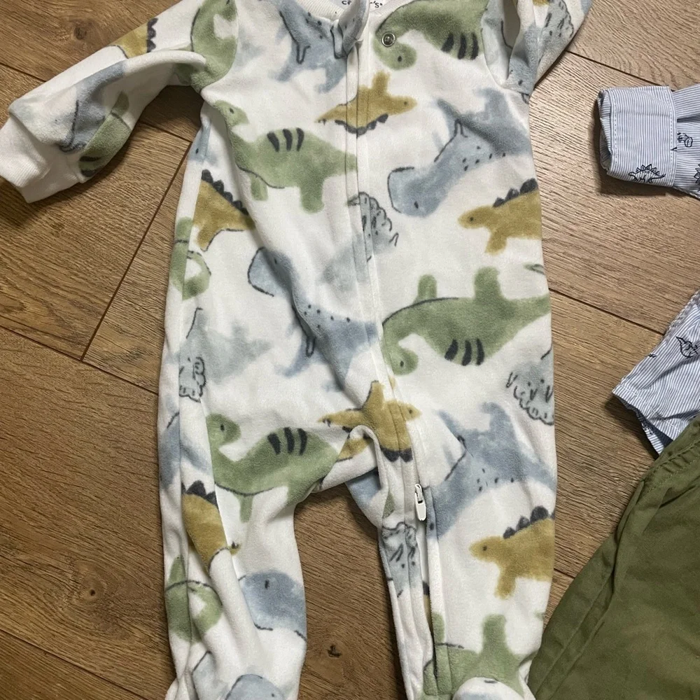 Baby Boy  3M Clothing Bundle – Footed Onesie & Carter’s Dressy Outfit